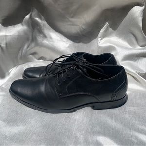 Perry Ellis black dress shoes